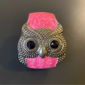 Antique silver tone & pink Fashion Owl cuff snap Bracelet